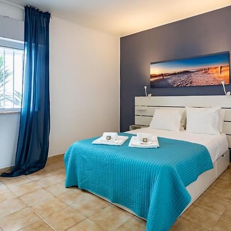 Charming Beachside Apartment W/ Pool By Lovelystay Αλμπουφέιρα Εξωτερικό φωτογραφία