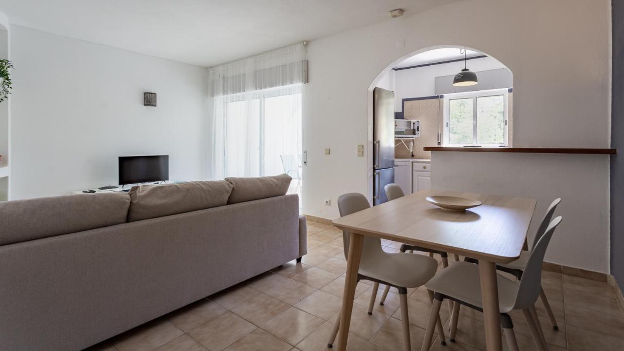 Charming Beachside Apartment W/ Pool By Lovelystay Αλμπουφέιρα Εξωτερικό φωτογραφία