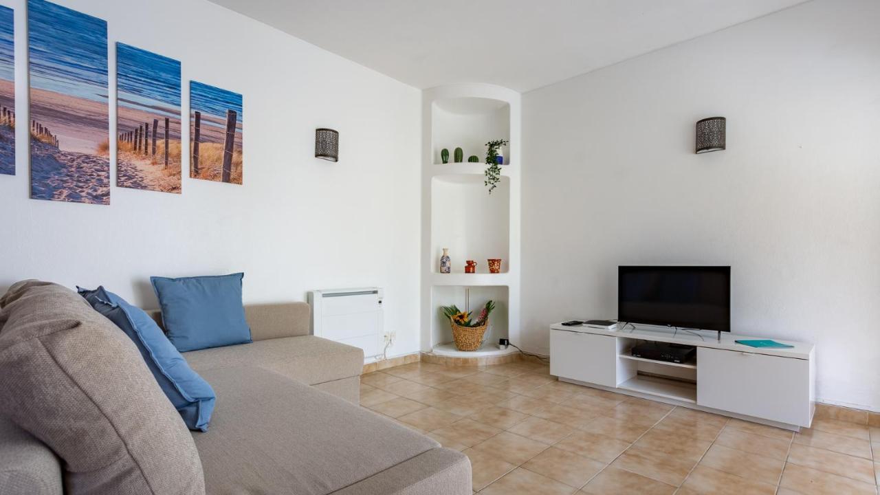 Charming Beachside Apartment W/ Pool By Lovelystay Αλμπουφέιρα Εξωτερικό φωτογραφία