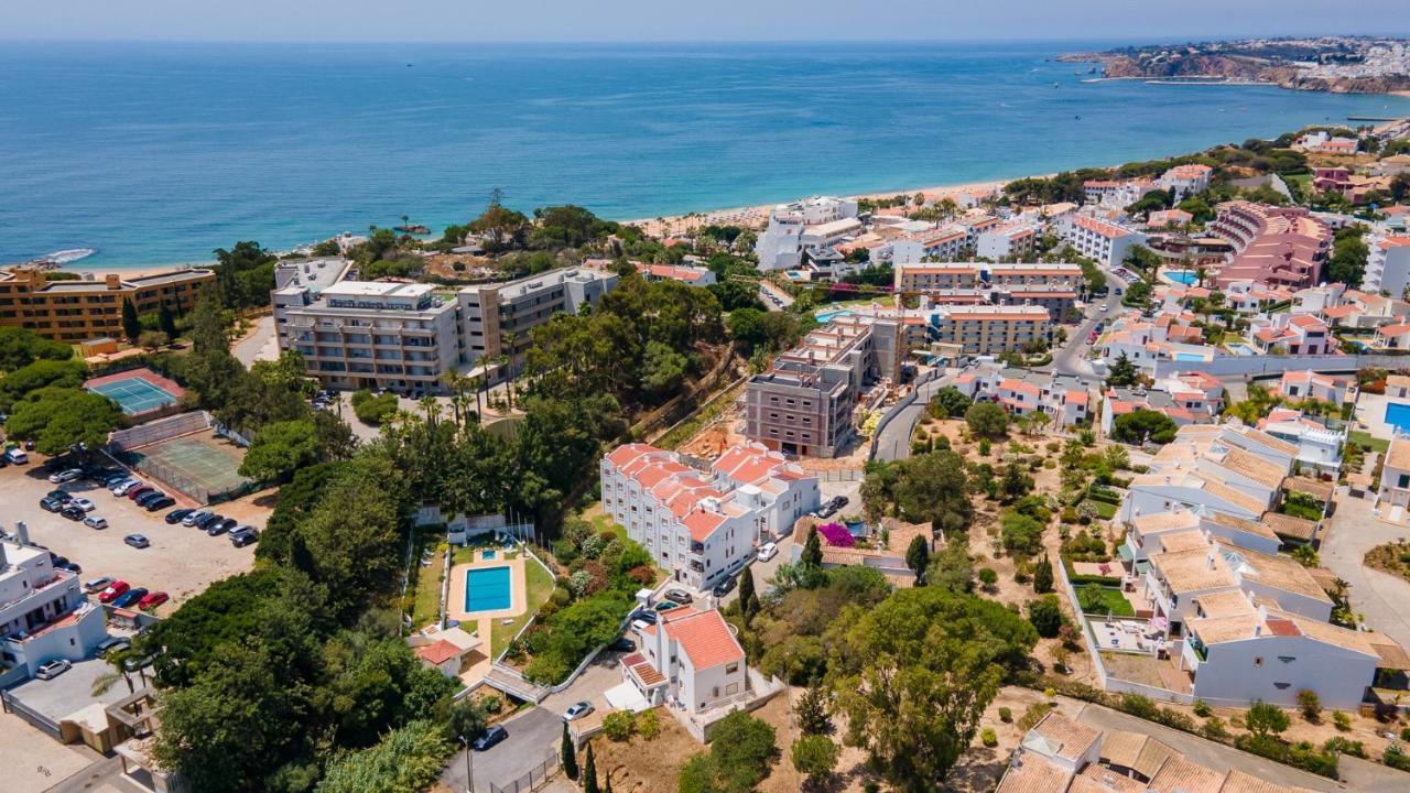 Charming Beachside Apartment W/ Pool By Lovelystay Αλμπουφέιρα Εξωτερικό φωτογραφία
