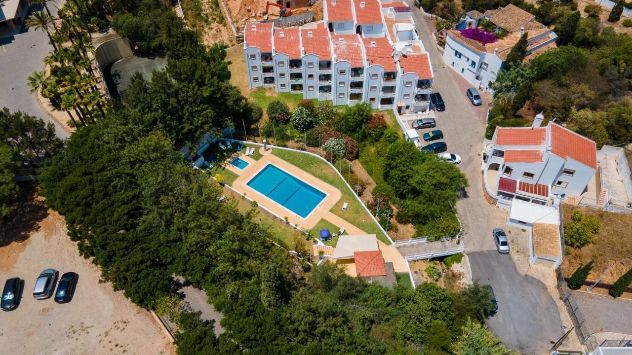 Charming Beachside Apartment W/ Pool By Lovelystay Αλμπουφέιρα Εξωτερικό φωτογραφία